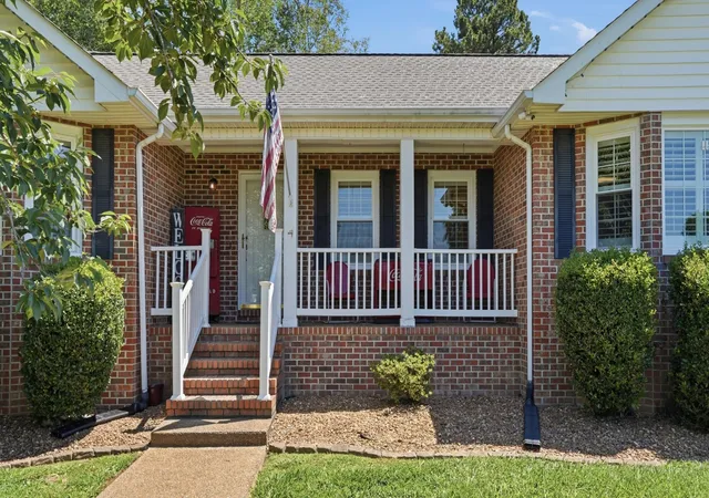 Photo 1 of Single family home for sale at 113 Provins Dr, Tullahoma, TN 37388 | MLS# 3231130 | Listing updated on 2026-09-05