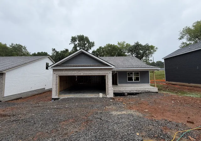 Homes for sale in Clarksville, TN | 156 Irish Hills, Clarksville, TN 37042 | MLS# 3220255