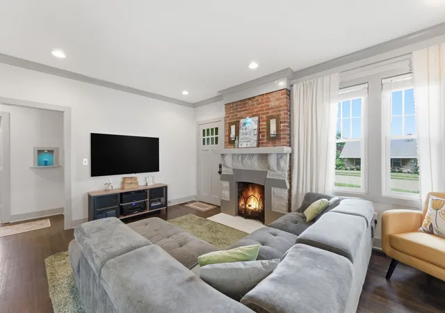 Photo 4 of Single family home for sale at 1010 Maxwell Ave, Nashville, TN 37206 | MLS# 3230183 | Listing updated on 2026-08-19