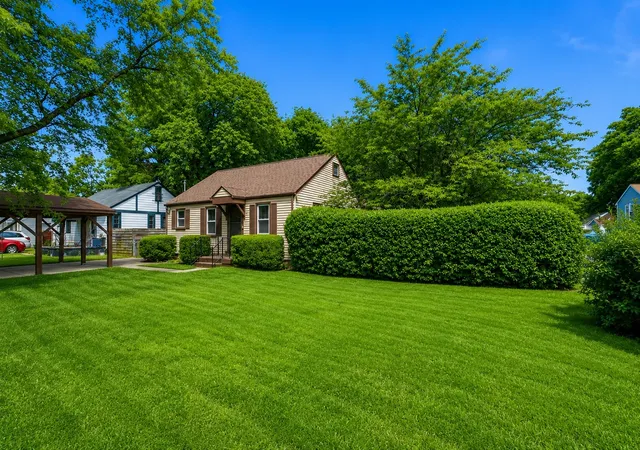 Photo 2 of Single family home for sale at 2918 Wingate Ave, Nashville, TN 37211 | MLS# 3225630 | Listing updated on 2026-09-12
