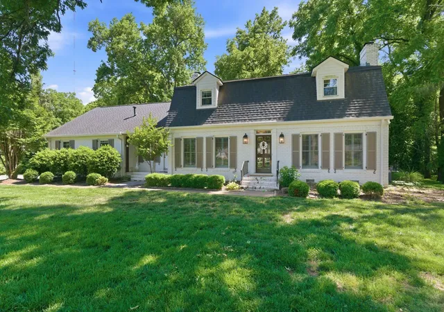 Single family home for sale at 1909 Harpeth River Dr, Brentwood, TN 37027 | MLS# 3223150