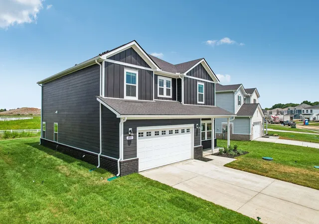 Photo 3 of Sale Pending at 2917 Citrine Dr, Murfreesboro, TN 37127 | MLS# 3229869 | Listing updated on 2026-09-01