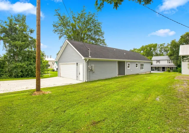 28th image of 207 Scott St, Dickson, TN 37055 | MLS# 3217245