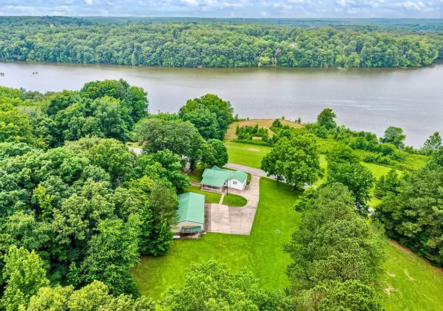 Photo 4 of Single family home for sale at 196 Wildlife Rd, Dover, TN 37058 | MLS# 3218244 | Listing updated on 2026-08-11