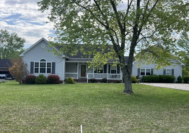2nd image of 288 Fox Run Ln, Lafayette, TN 37083 | MLS# 3217346
