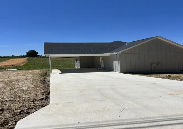 9th image of 1106 Baker Ln, Lawrenceburg, TN 38464 | MLS# 3218120