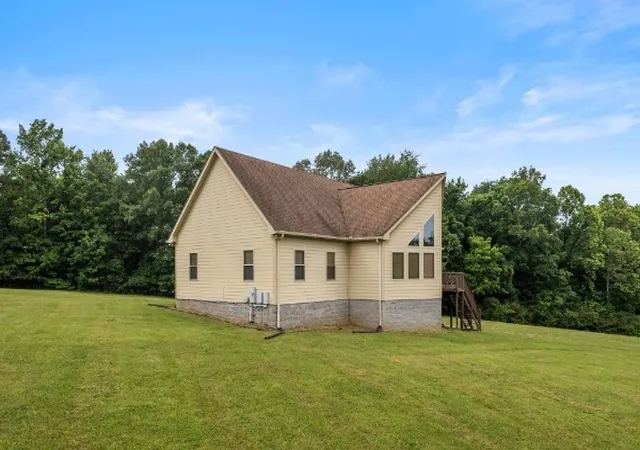 Photo 2 of Single family home for sale at 4664 New Cut Rd, Greenbrier, TN 37073 | MLS# 3218022 | Listing updated on 2026-08-19