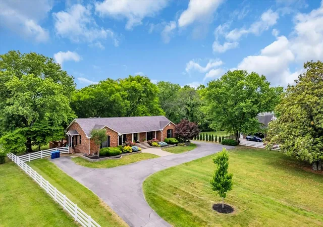 Photo 1 of Single family home for sale at 311 Mayfield Dr, Smyrna, TN 37167 | MLS# 3221618 | Listing updated on 2026-10-08