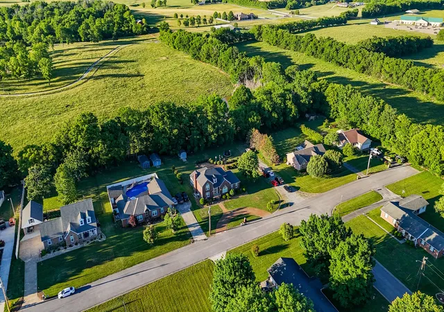 Homes for sale in Shelbyville, TN | 215 Northwood Ave, Shelbyville, TN 37160 | MLS# 3225226
