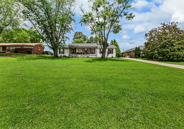 Homes for sale in Clarksville, TN | 341 Kimbrough Rd, Clarksville, TN 37043 | MLS# 3264060