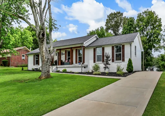 Homes for sale in Clarksville, TN | 341 Kimbrough Rd, Clarksville, TN 37043 | MLS# 3264060