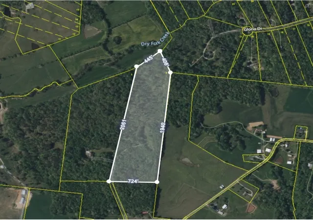 Homes for sale in Chapmansboro, TN | 2 Poplar Ridge Rd, Chapmansboro, TN 37035 | MLS# 3217594
