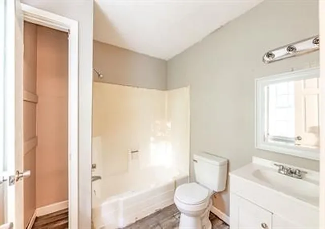 2nd image of 69 Carolane Dr, Jackson, TN 38305
