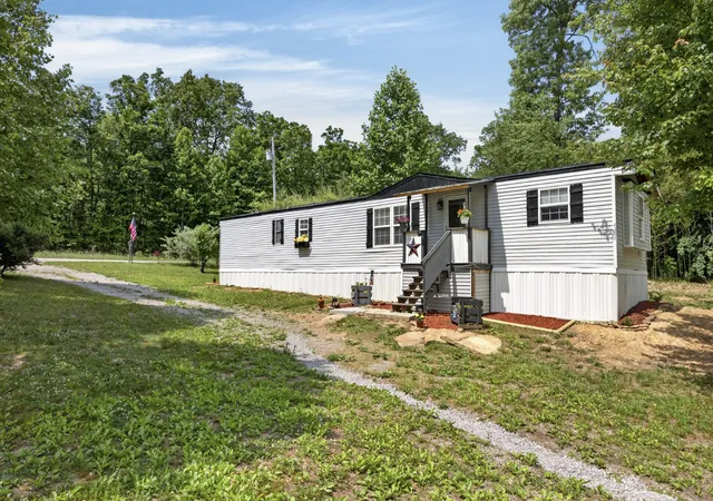 Homes for sale in Wilder, TN | 420 Oneida Ln, Wilder, TN 38589 | MLS# 3218194