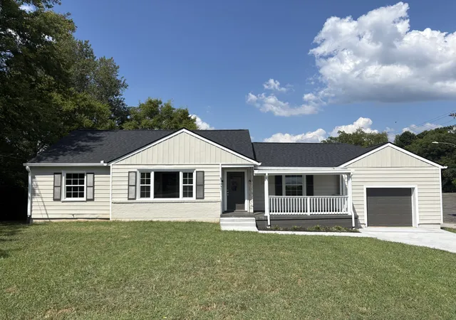 Photo 1 of Single family home for sale at 1057 Mapleash Ave, Columbia, TN 38401 | MLS# 3217944 | Listing updated on 2026-09-02