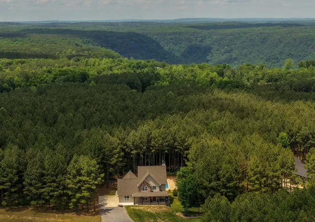 2nd image of 2485 River Bluffs Dr, Jasper, TN 37347 | MLS# 3217917