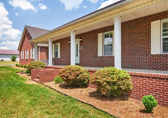 Homes for sale in Cookeville, TN | 826 Boatman Rd, Cookeville, TN 38506 | MLS# 3217927