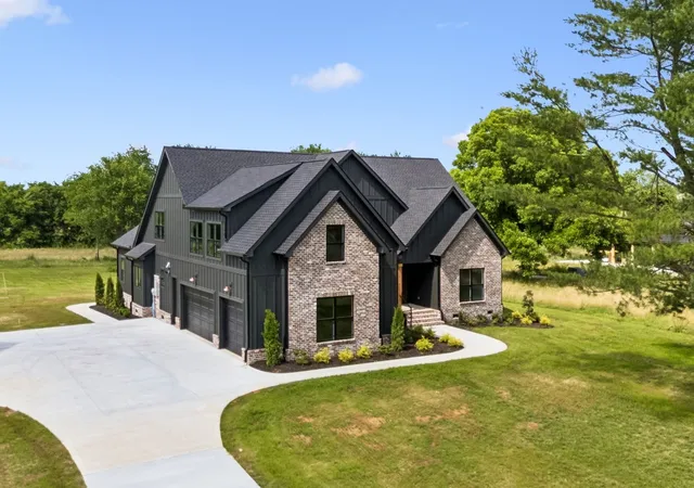 2nd image of 2418 River Rd, Murfreesboro, TN 37129 | MLS# 3225031