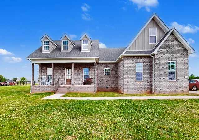 Homes for sale in Unionville, TN | 124 Barber Rd, Unionville, TN 37180 | MLS# 3221226