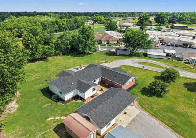 Photo 54 of Sale Pending at 524 Elm St, Smithville, TN 37166 | MLS# 3218058 | Listing updated on 2026-09-04