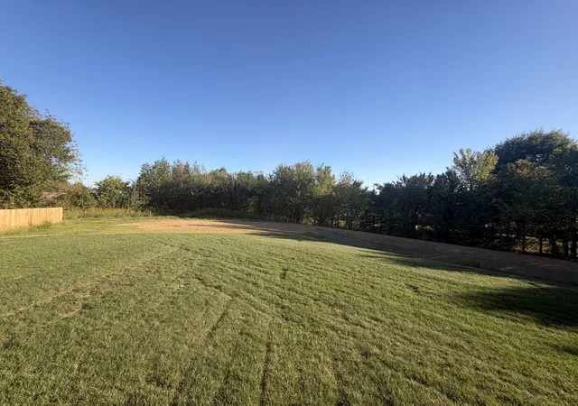 Photo 3 of Single family home for sale at 40 Echo Ridge, Oak Grove, KY 42262 | MLS# 3218070 | Listing updated on 2026-10-06