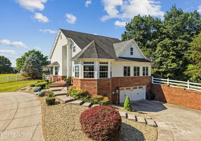 3rd image of 619 Emerald Ave, Kodak, TN 37764 | MLS# 3270231