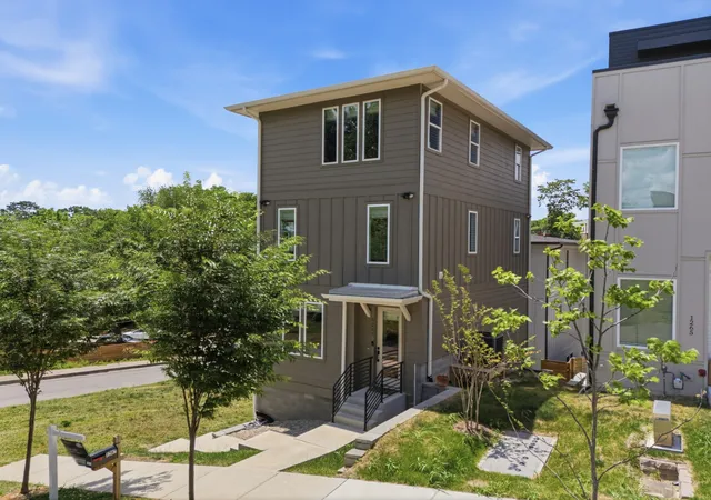 2nd image of 1267 John St, Nashville, TN 37210 | MLS# 3218095