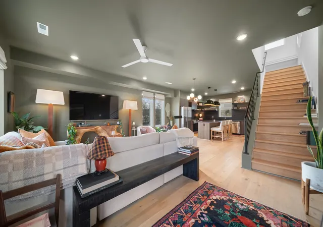 3rd image of 1267 John St, Nashville, TN 37210 | MLS# 3218095