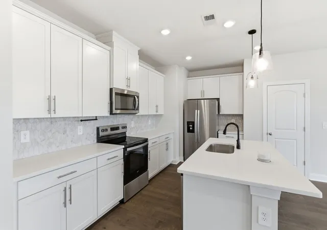 Photo 2 of Single family home for sale at 4936 Trl Ridge Ct, Nashville, TN 37207 | MLS# 3220195 | Listing updated on 2026-08-18