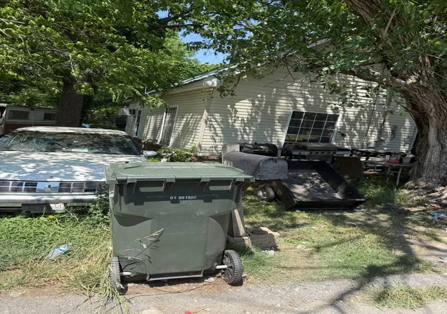 3rd image of 304 20th Ave E, Springfield, TN 37172 | MLS# 3218122