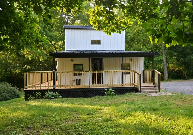 Homes for sale in Woodbury, TN | 2627 Auburntown Rd, Woodbury, TN 37190 | MLS# 3218189