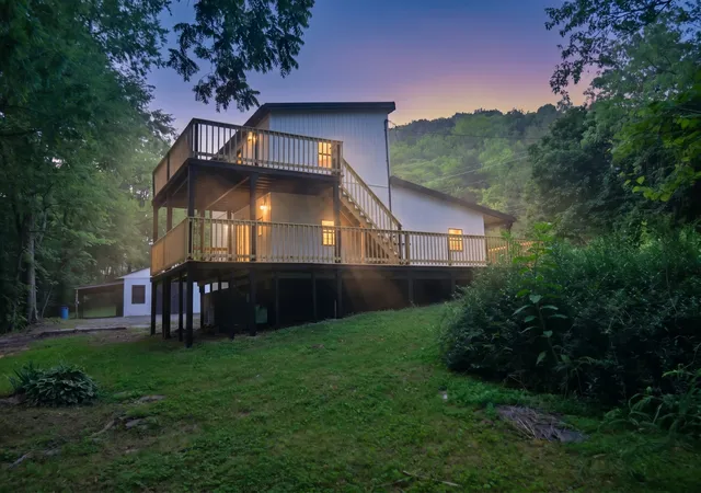 Homes for sale in Woodbury, TN | 2627 Auburntown Rd, Woodbury, TN 37190 | MLS# 3218189