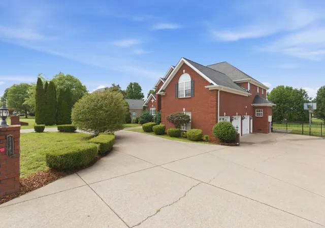 Photo 3 of Single family home for sale at 1145 Bayard Ave, Murfreesboro, TN 37130 | MLS# 3228956 | Listing updated on 2026-10-01