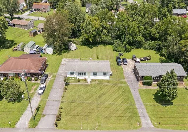 Photo 3 of Single family home for sale at 407 Sam Houston Dr, Lebanon, TN 37087 | MLS# 3218284 | Listing updated on 2026-07-29