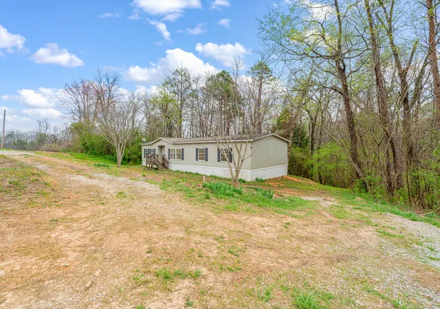 3rd image of 414 Dogwood Ln, Rockwood, TN 37854 | MLS# 3219915