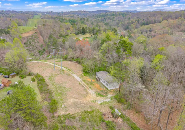 43rd image of 414 Dogwood Ln, Rockwood, TN 37854 | MLS# 3219915
