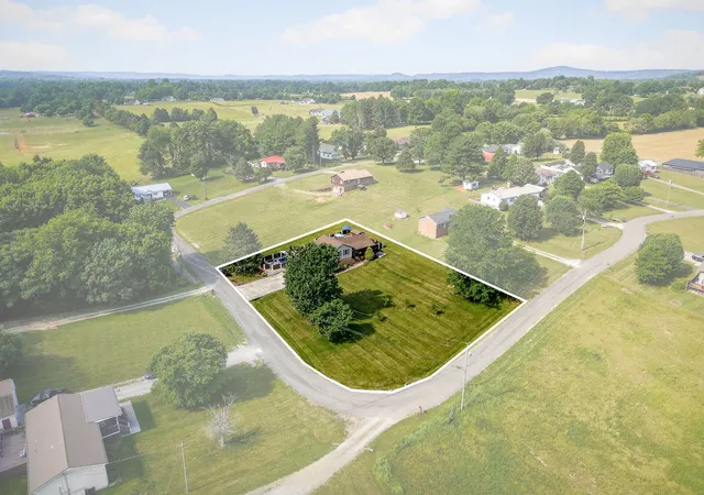 image of 317 Findlay Subdivision Rd, Sparta, TN 38583 | MLS# 3219895