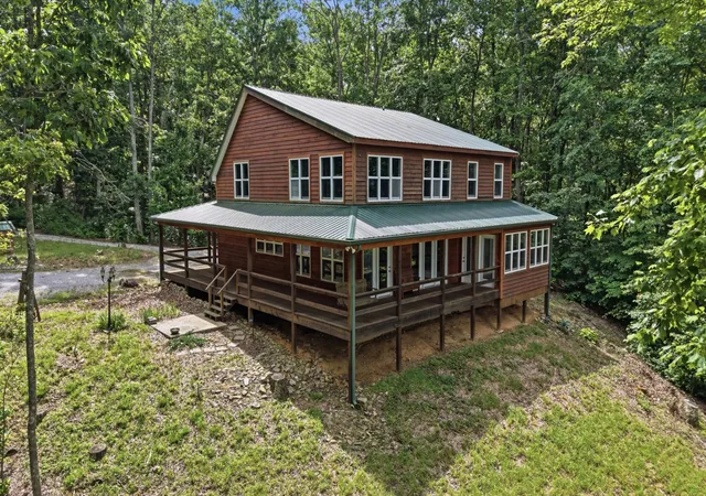 Homes for sale in Altamont, TN | 705 N Campbell Rd, Altamont, TN 37301 | MLS# 3219887
