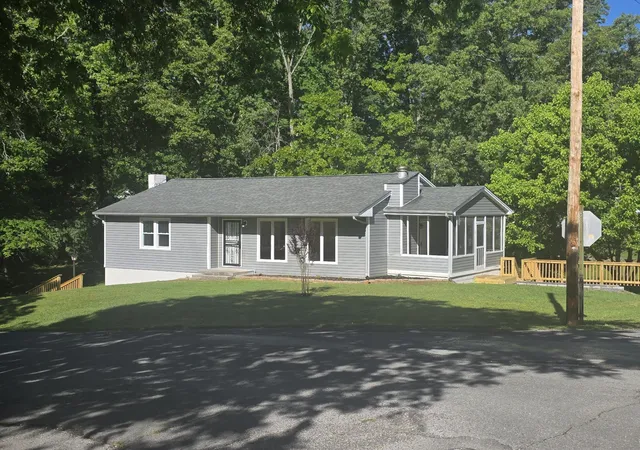 1st image of 1500 Washington Avenue, Etowah, TN 37331 | MLS# 3304316