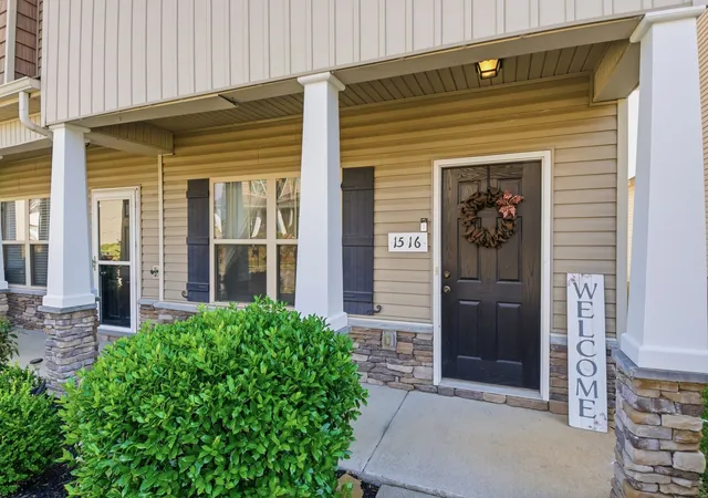 Homes for sale in Antioch, TN | 1516 Sprucedale Dr, Antioch, TN 37013 | MLS# 3223138