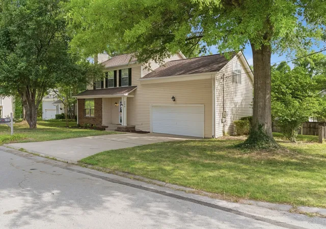 2nd image of 200 Barrington Ct, Old Hickory, TN 37138 | MLS# 3220061