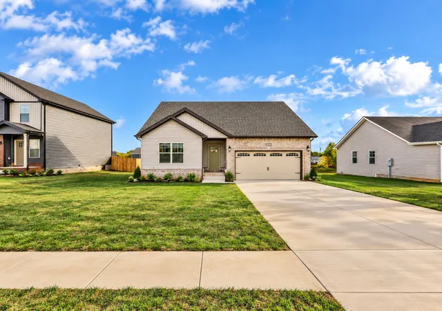 Single family home for sale at 45 Echo Ridge, Oak Grove, KY 42262 | MLS# 3224858