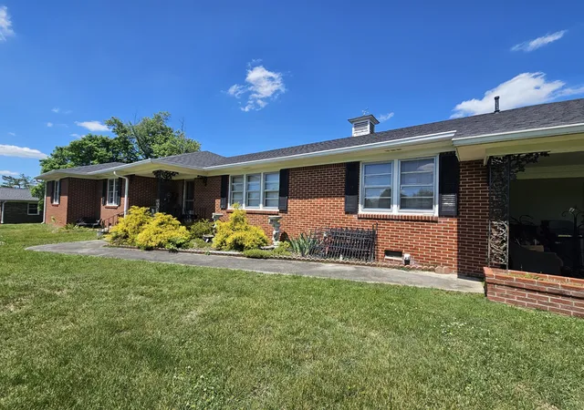 Homes for sale in Alexandria, TN | 35204 Nashville Hwy, Alexandria, TN 37012 | MLS# 3222958