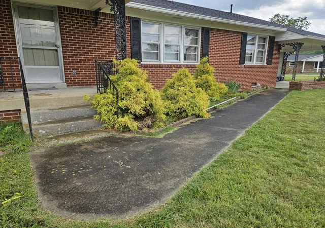 Homes for sale in Alexandria, TN | 35204 Nashville Hwy, Alexandria, TN 37012 | MLS# 3222958