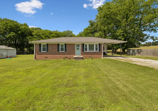 Homes for sale in Pleasant Shade, TN | 161 Kempville Hwy, Pleasant Shade, TN 37145 | MLS# 3231587