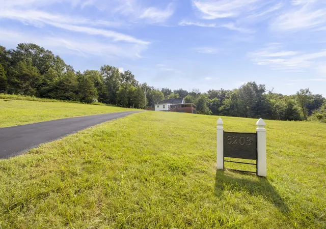 Homes for sale in Watertown, TN | 3203 Statesville Rd, Watertown, TN 37184 | MLS# 3220217