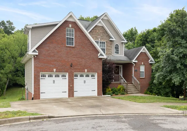 Homes for sale in Pleasant View, TN | 379 Misty Dr, Pleasant View, TN 37146 | MLS# 3220259