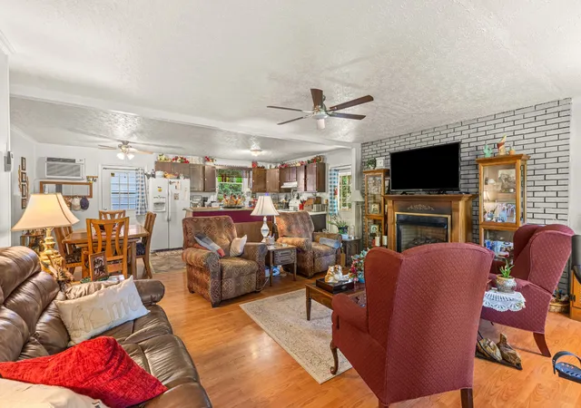 Homes for sale in Ashland City, TN | 1611 Harpeth Xing, Ashland City, TN 37015 | MLS# 3220298