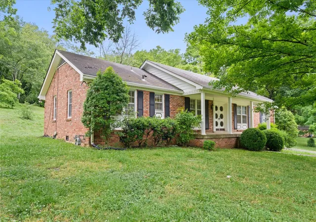 Homes for sale in Nashville, TN | 7970 Hooten Hows Rd, Nashville, TN 37221 | MLS# 3220331