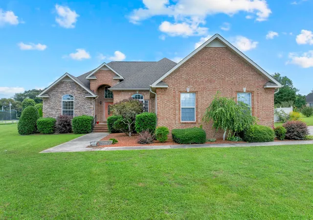 Homes for sale in Winchester, TN | 37 Pond Field Ct, Winchester, TN 37398 | MLS# 3231921